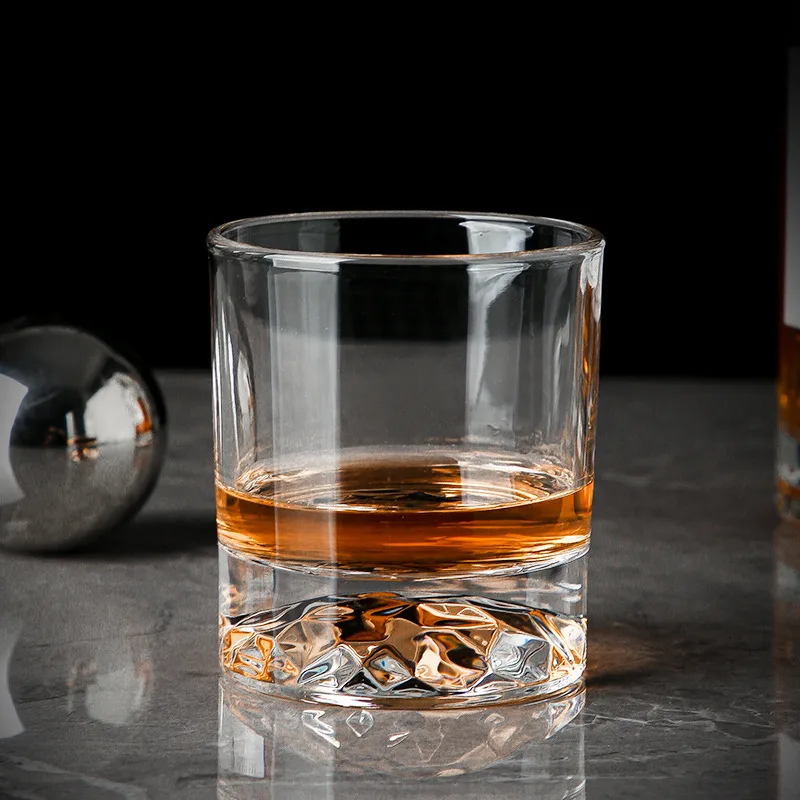 Wine Beer Spirits - Verre à whisky à fond optique
