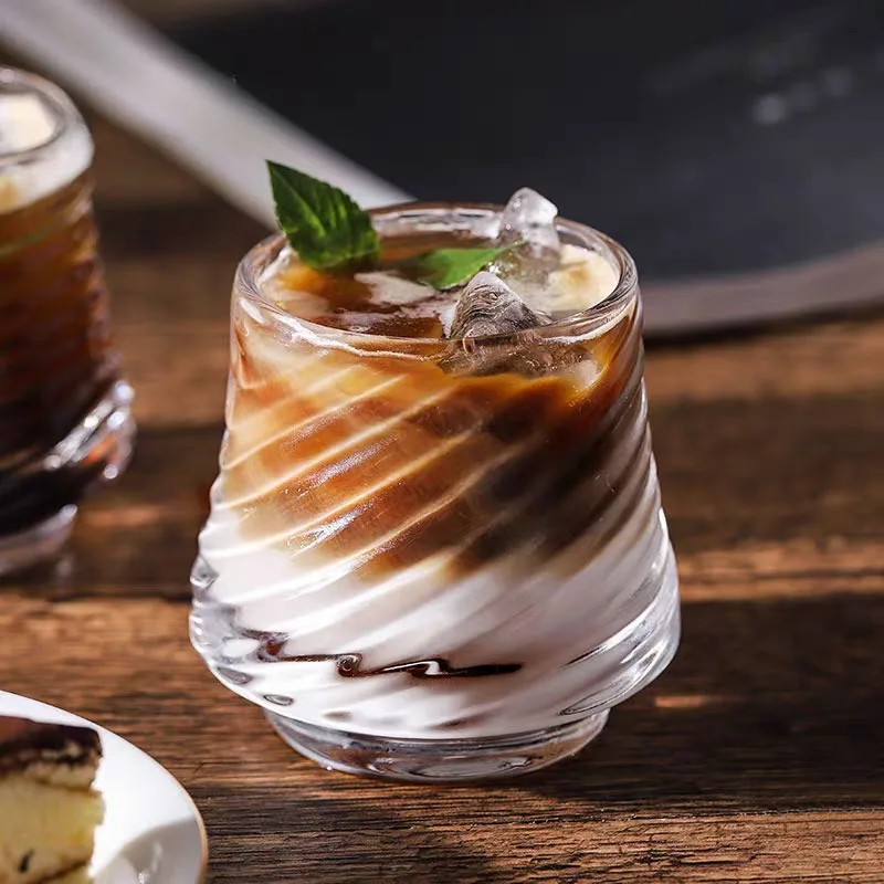Verre à whisky en relief, haut - Wine Beer Spirits avis et prix