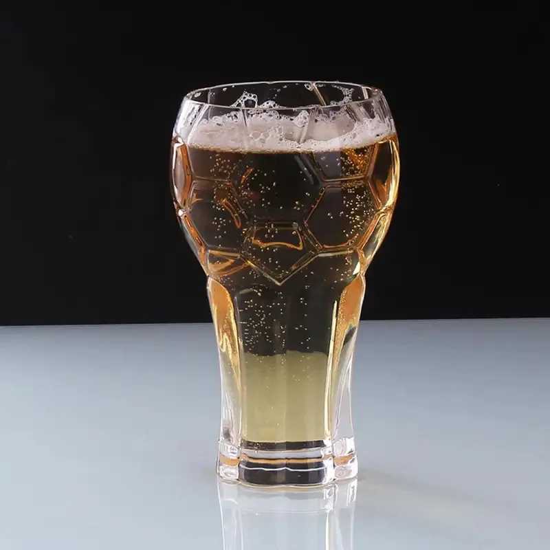 Verre à bière football 600 ml  - Wine Beer Tequila avis et prix