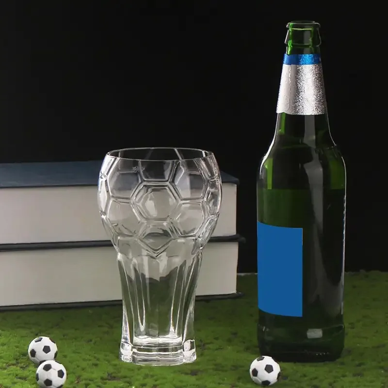 Verre à bière football 600 ml  - Wine Beer Tequila avis et prix